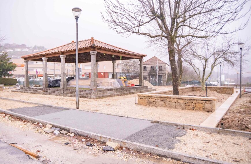 Gandarela de Basto requalifica Largo da Feira