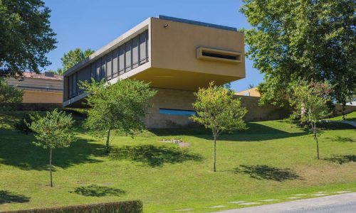 Biblioteca-Municipal-de-Celorico-de-Basto-Prof-Doutor-Marcelo-Rebelo-de-Sousa-4