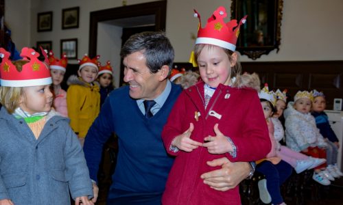 Infantário da sta. casa canta janeiras no Município