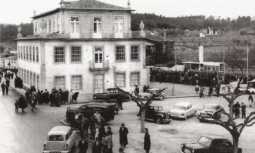 Centro da Vila de Celorico - Seculo XX - 1280x800px